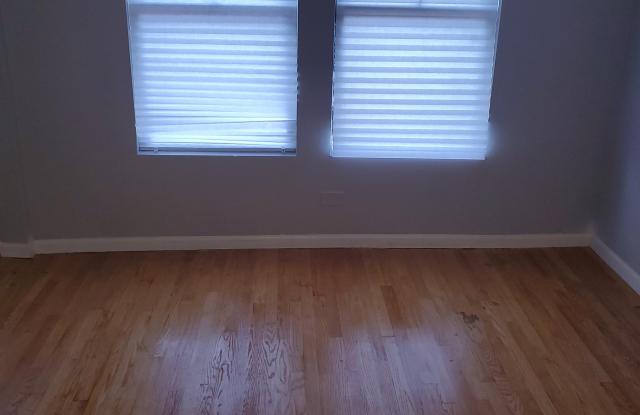 4529 South Drexel Boulevard #3E - 3E Gallery 2