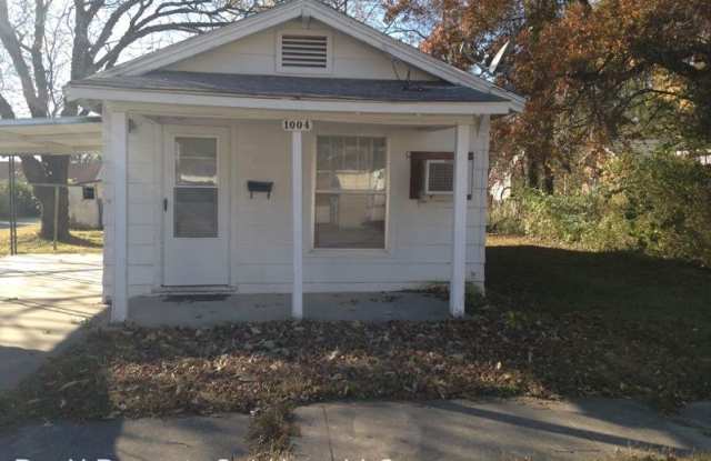 1004 S. Smelter - 1004 South Smelter Street, Pittsburg, KS 66762