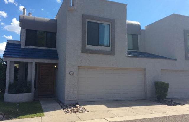 5750 N 10TH Street - 5750 North 10th Street, Phoenix, AZ 85014