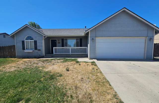 3 Bedroom Home with Outdoor Space photos photos