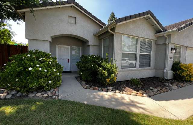 Single Family Home Southwest Visalia! photos photos