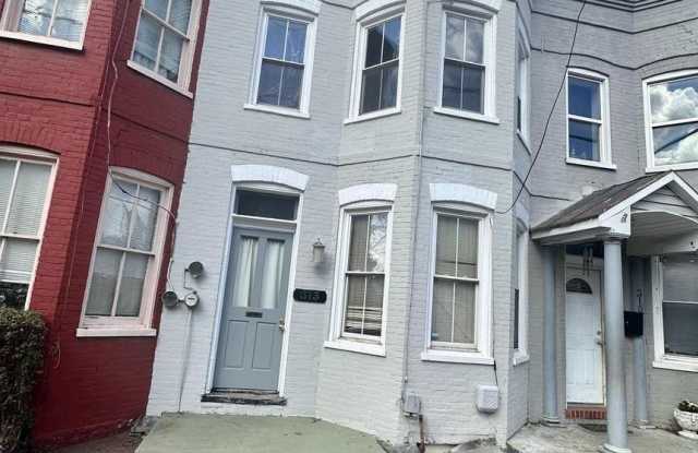 313 N KENT Street photos photos