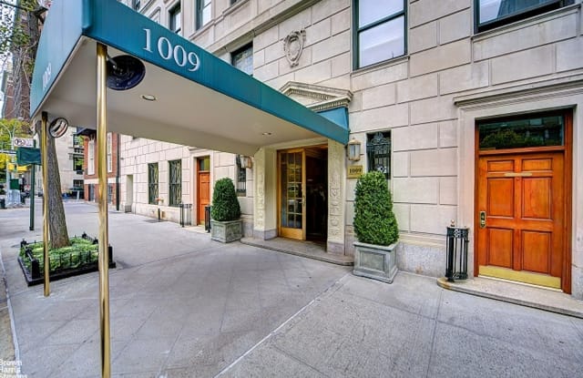 1009 Park Avenue - 1009 Park Avenue, New York City, NY 10028