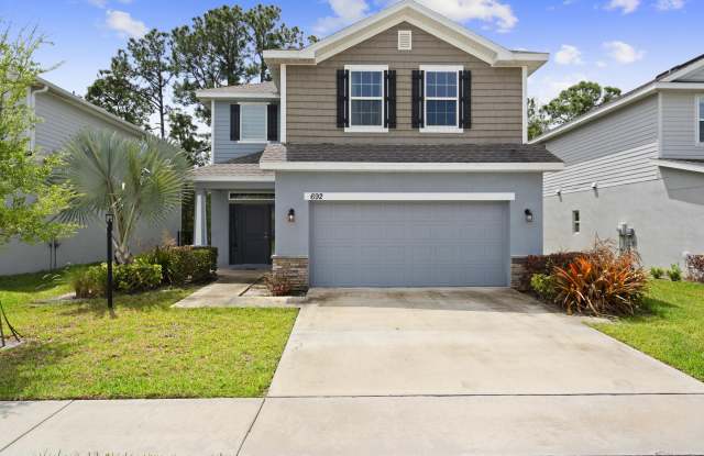692 NE Turtleback Trail Gallery 1