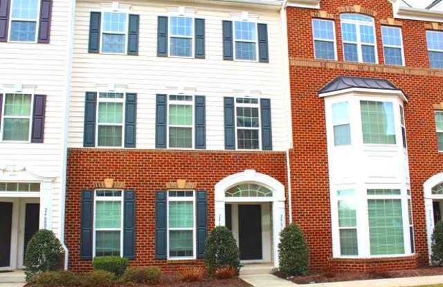 24676 FOOTED RIDGE TERRACE - 24676 Footed Ridge Terrace, Arcola, VA 20166