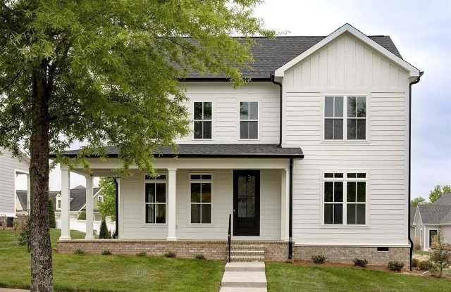 633 Village Way - 633 Village Way, Bowling Green, KY 42103