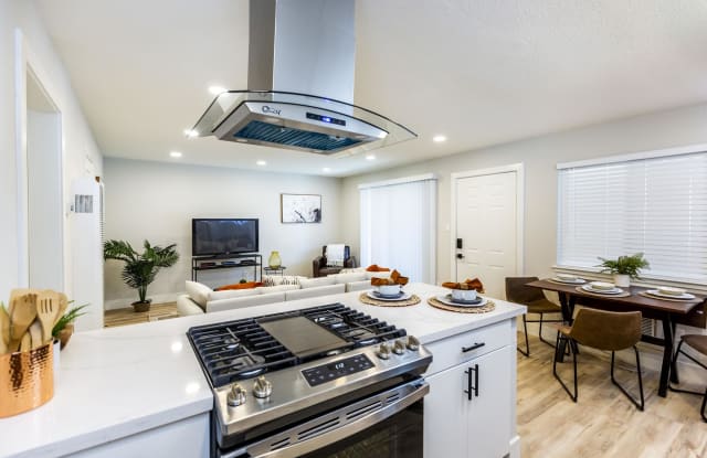 Meadowbrook Apartments Gallery 4