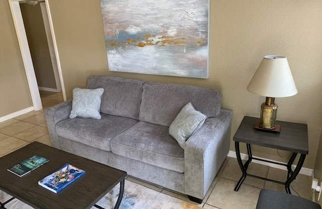 1500 Oleander Apt C Gallery 3