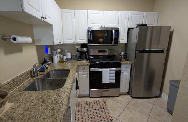2732 Via Murano Unit 527 Gallery 3