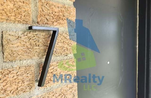 20411 E 12 Mile Rd Apt. 7 - 20411 Twelve Mile Road, Roseville, MI 48066