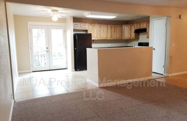 3130 W 2865 S Gallery 3