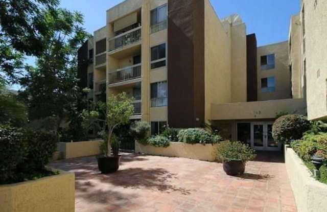 1 Bedroom, 1 Bathroom North Hollywood Condominium for Lease! photos photos