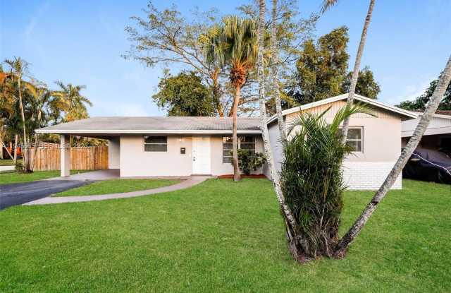 630 NW 67th Ter photos photos