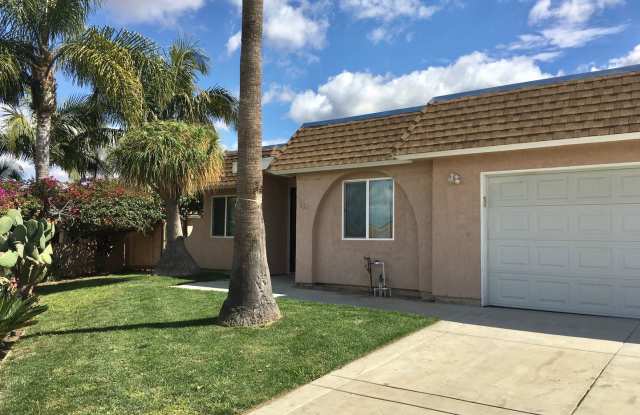 621 Carillo Cir Gallery 2