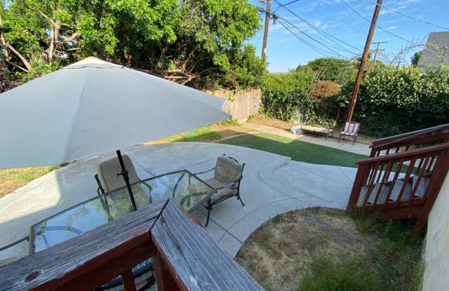 5BR/2BA with Private Yard! photos photos