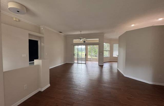4860 Northwest 83rd Terrace Gallery 2
