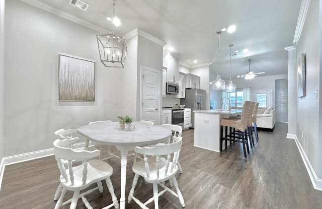 Elegant Townhouse in StoneLake Village – Stylish 3BR/2BA with Garage  Patio photos photos