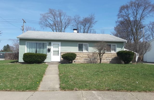 2118 Chestnut St - 2118 Chestnut Street, Mishawaka, IN 46545
