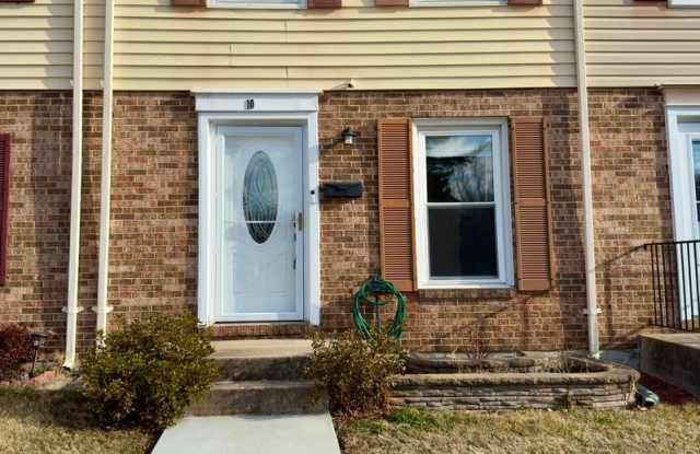 Charming 2 Bedroom/1.5 Bathroom Townhome in Nottingham, MD! photos photos