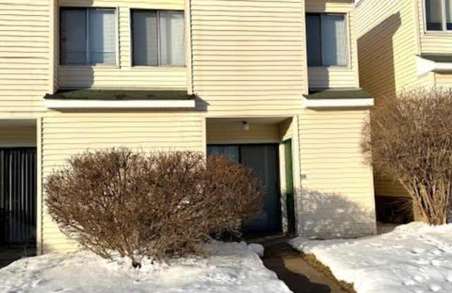 Uptown Village Apartments photos photos