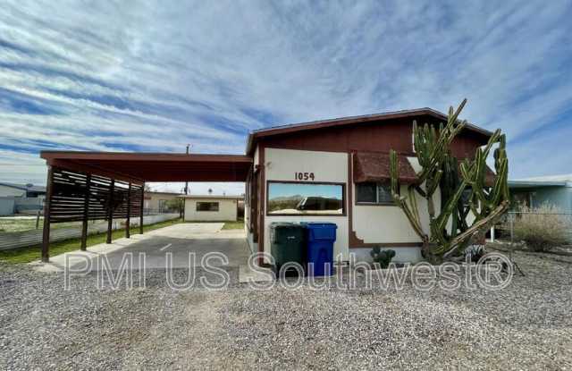 1054 Riverview Dr photos photos