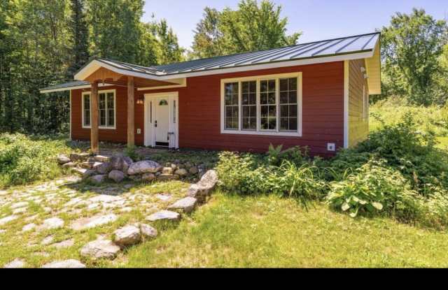 9374 Alango Road Gallery 1