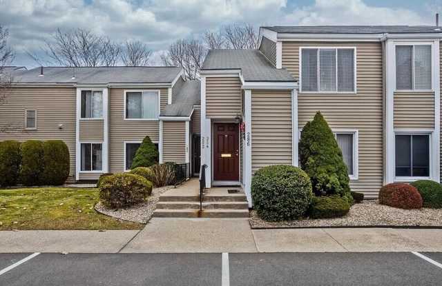 286 Nassau Dr Gallery 1