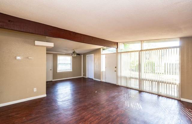 Lovely 3 Bed 1 Bath House in Florissant Gallery 3