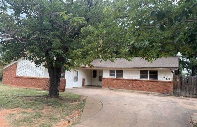 4008 N 10th Street N - 4008 North 10th Street, Abilene, TX 79603
