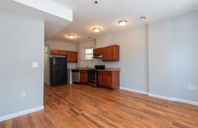 236 VAN HORNE ST - 236 Van Horne St, Jersey City, NJ 07304
