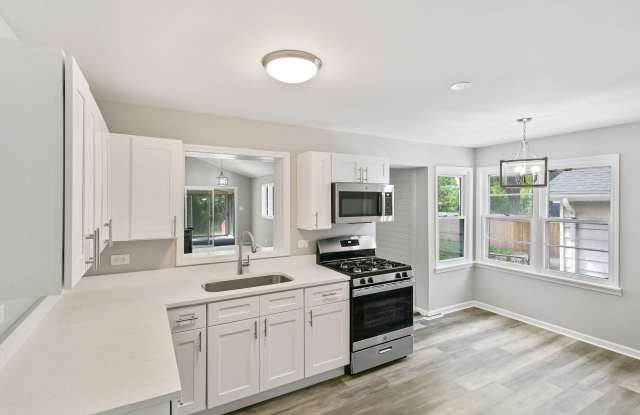 18836 Harding Ave photos photos