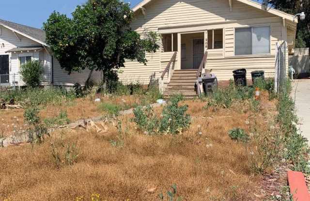 206 S Main St. - 206 Main Street, Lake Elsinore, CA 92530