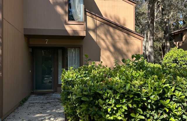 Fairways 1st floor condo available - 7 Greenbriar Court, Palm Coast, FL 32137