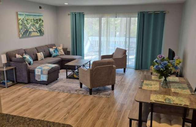 39633 ROUND ROBIN Way unit: 2602 photos photos