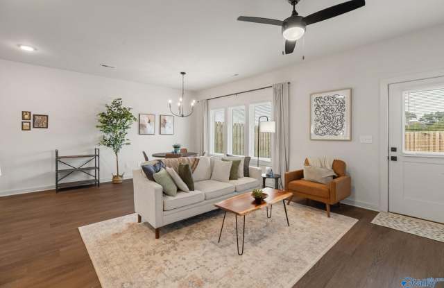 2512 Freeman Road Gallery 1