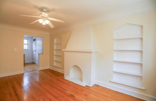 2234 West Farwell Gallery 2