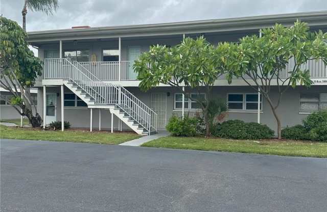 5900 5TH AVENUE N - 5900 5th Avenue North, St. Petersburg, FL 33710