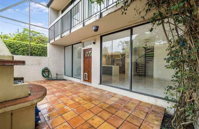 3192 Bird Ave photos photos