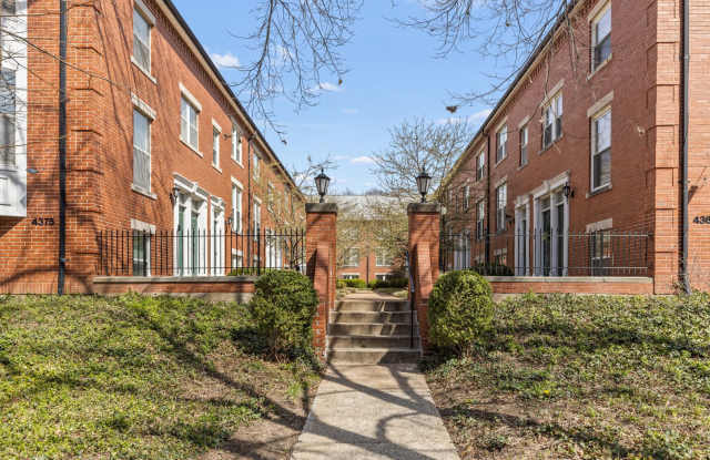 Charming Central West End 1-Bedroom Near Forest Park  WashU! photos photos