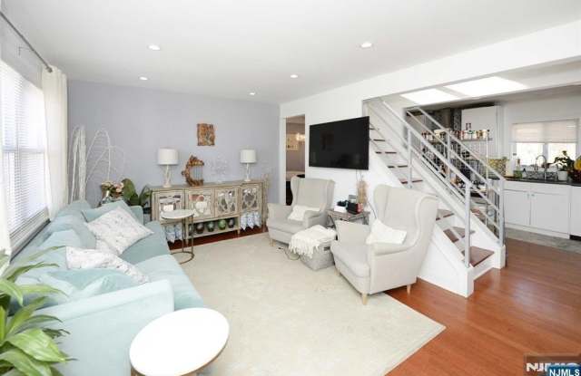 38-41 Taylor Road photos photos