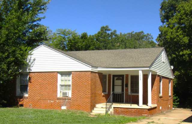 Charming 2-Bedroom Home: Prime Location Near Highway Access  Shopping! photos photos