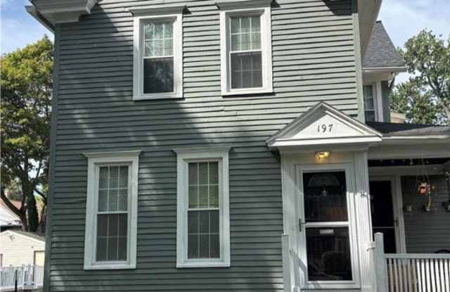 197 Berkeley Street unit: Up - 197 Berkeley Street, Rochester, NY 14607
