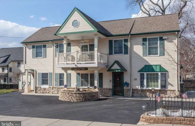 85 WOOD STREET - 85 Wood Street, Doylestown, PA 18901