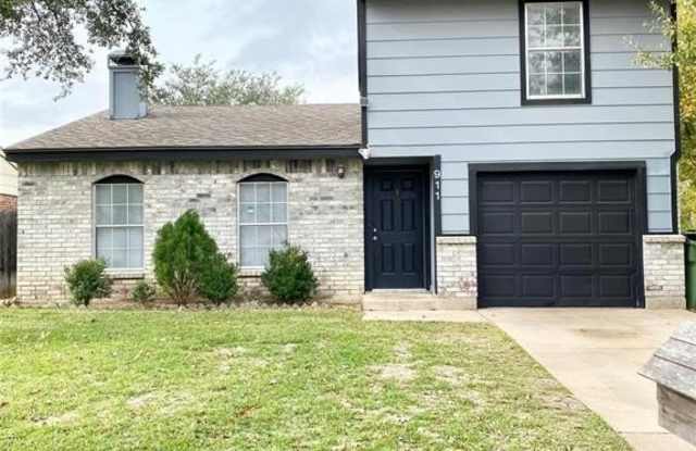 911 Blue Jay Drive - 911 Blue Jay Drive, Mansfield, TX 76063