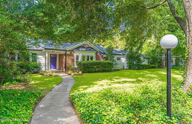 420 East Indiana Avenue - 420 East Indiana Avenue, Southern Pines, NC 28387