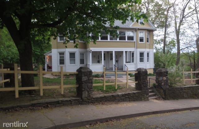 12 ARCH ST - 12 Arch Street, Manchester, CT 06040