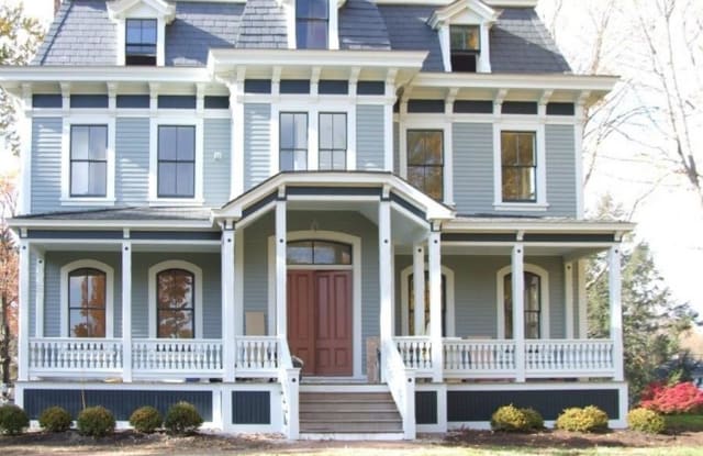 12 Elm Street - 12 Elm Street, Lakeville, CT 06039