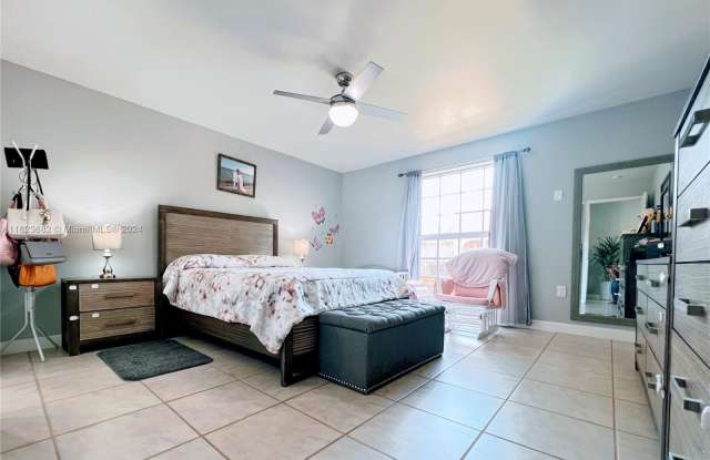 7130 Fairway Dr Gallery 3