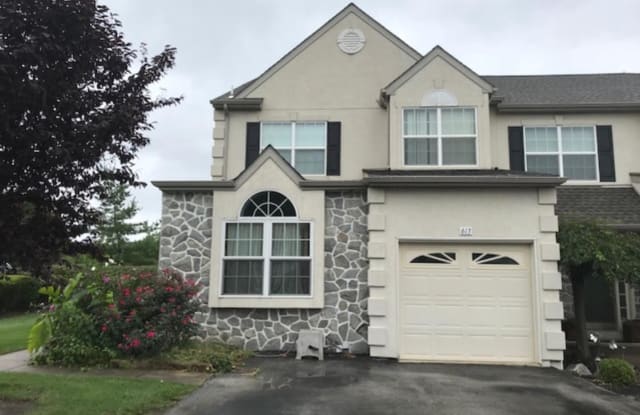 613 FAWN CIRCLE - 613 Fawn Circle, King of Prussia, PA 19406