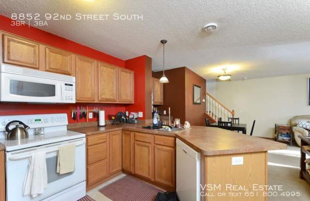 8852 92nd Street South - 8852 92nd St S, Cottage Grove, MN 55016